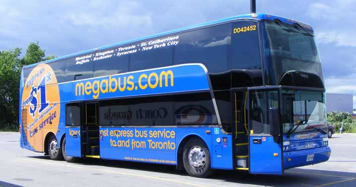 Megabus Van Hool Astromega TD925 DD42452